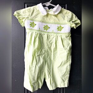 Smocked turtle 🐢 JonJon